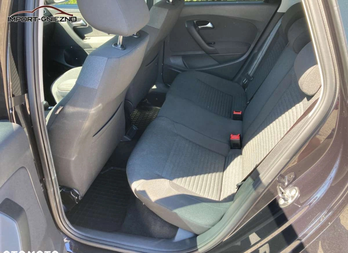 Volkswagen Polo cena 33900 przebieg: 128000, rok produkcji 2012 z Kłodawa małe 379